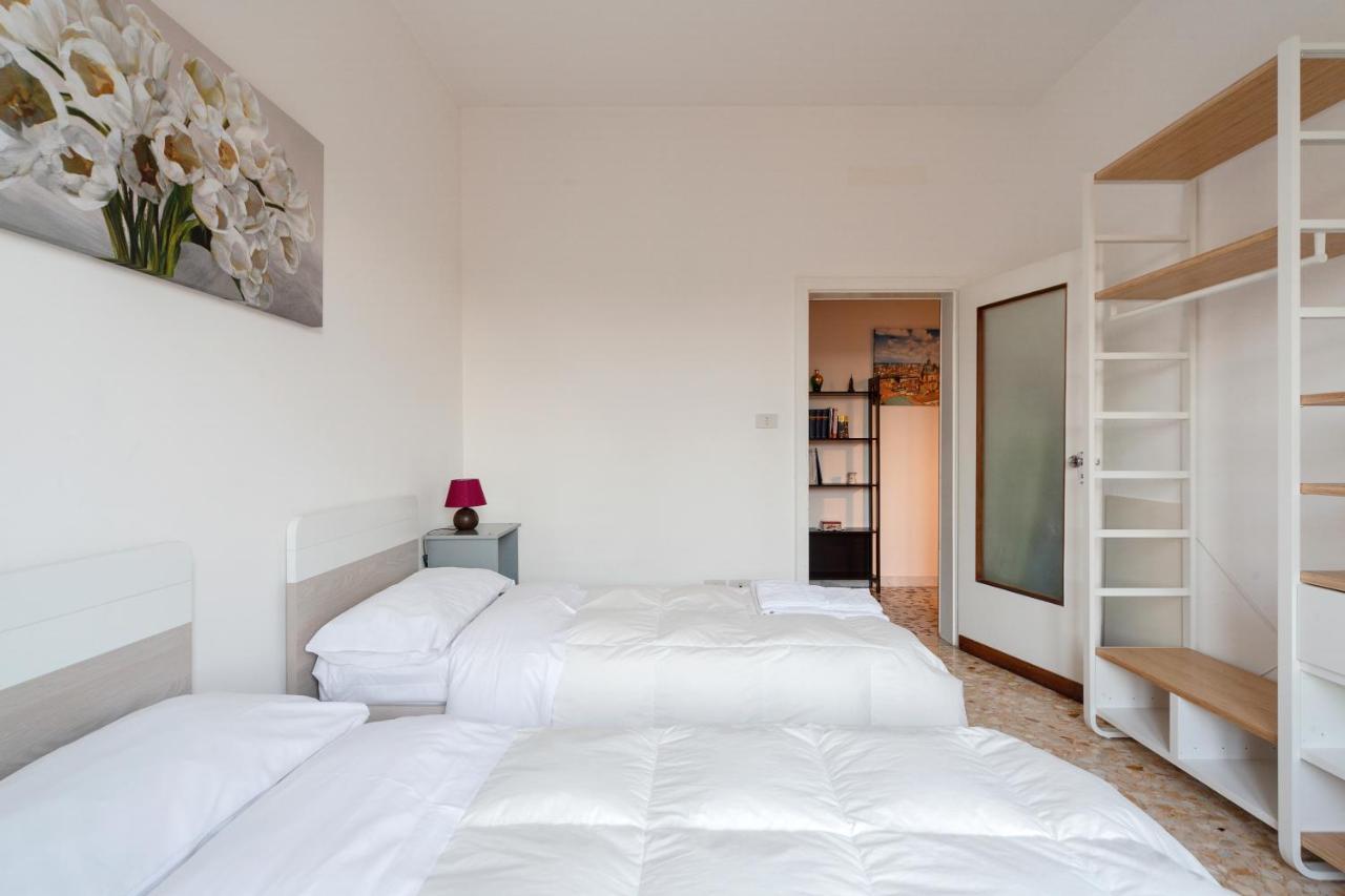 Bright&Cozy C5 Fiera Apartment Bologna Exteriör bild